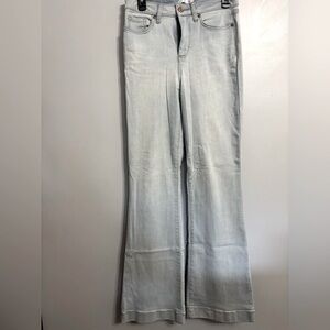 LC Lauren Conrad Light Wash Flare Jeans